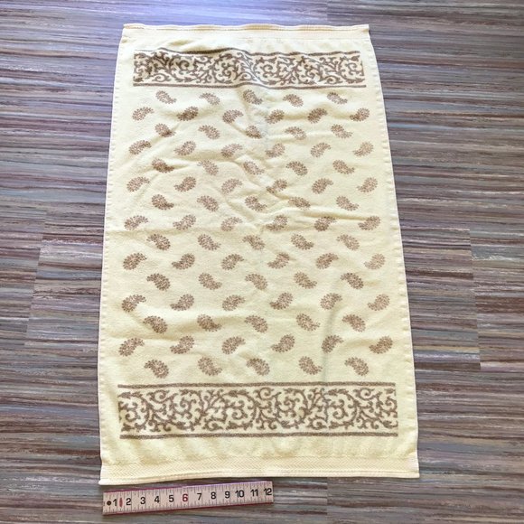 Wabasso Yellow Terry Cloth Towel Brown Paisley Print Vintage Madein Canada 24x42 - Picture 3 of 6
